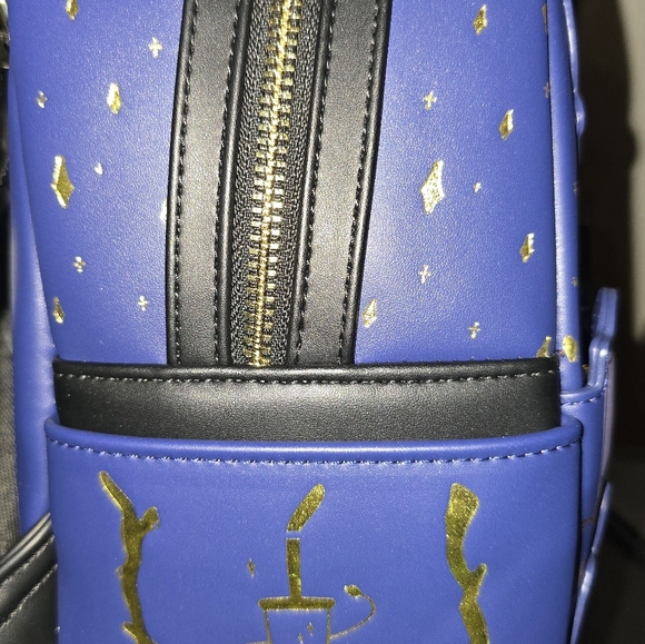 Loungefly Hocus Pocus - Picture 4 of 5